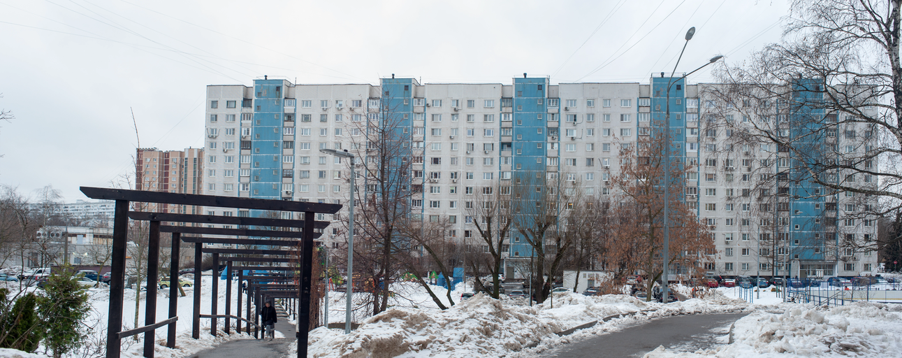 <<МНОГОКВАРТИРНЫЙ ДОМ>>)